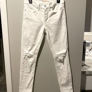 27 NEW LEVI'S 311 SHAPING TUMMY SLIMMING mid-rise WHITE SKINNY JEANS 27 x 30